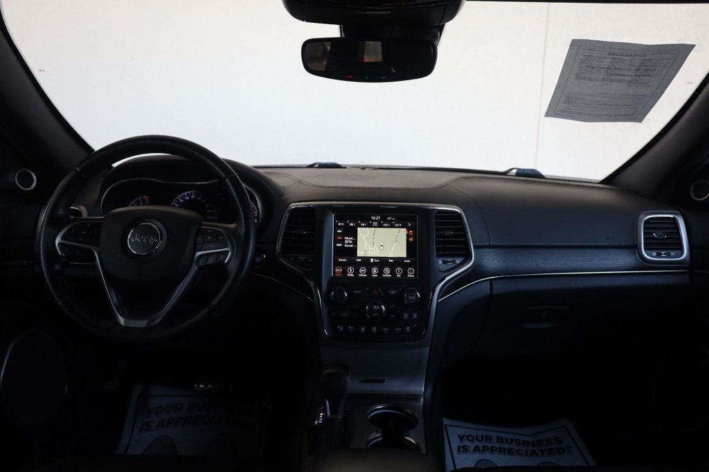 Jeep Grand Cherokee photo 31