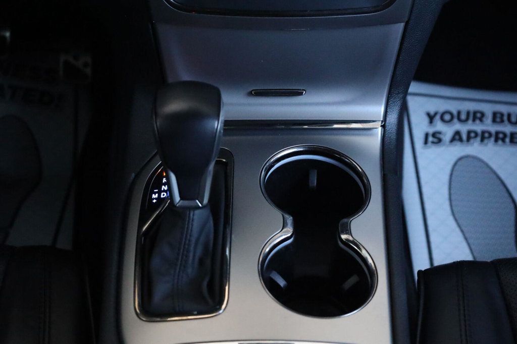 Jeep Grand Cherokee photo 47
