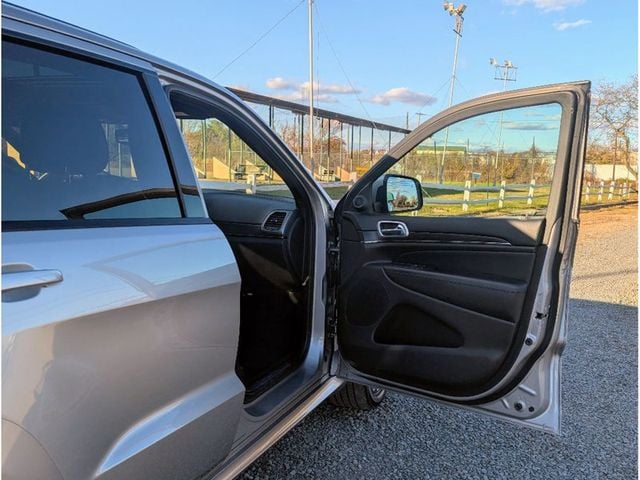 2018 Jeep Grand Cherokee High Altitude 4x4 - 22971102 - 10