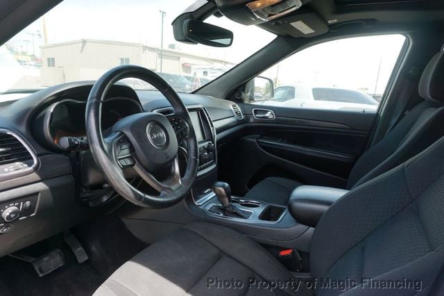 2018 Jeep Grand Cherokee LAREDO - 23015421 - 5
