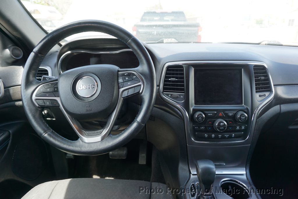 2018 Jeep Grand Cherokee LAREDO - 23015421 - 8