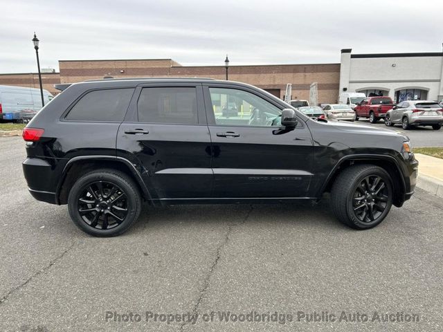 2018 Jeep Grand Cherokee Laredo - 23002775 - 1