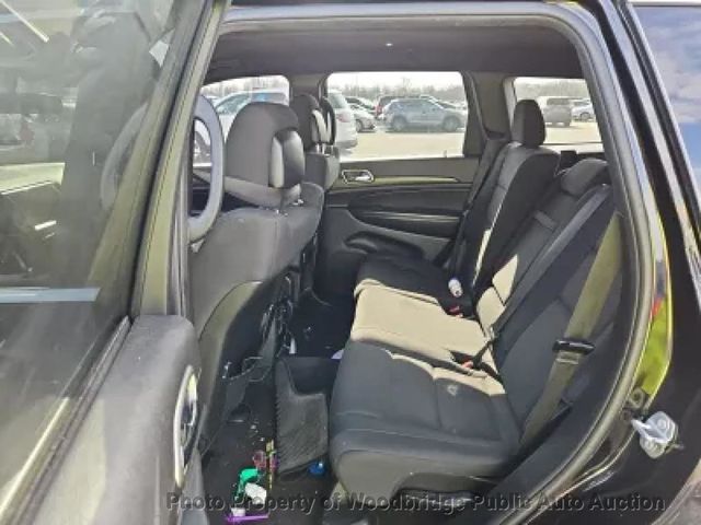 2018 Jeep Grand Cherokee Laredo - 23003399 - 8