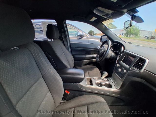 2018 Jeep Grand Cherokee Laredo - 23006930 - 9