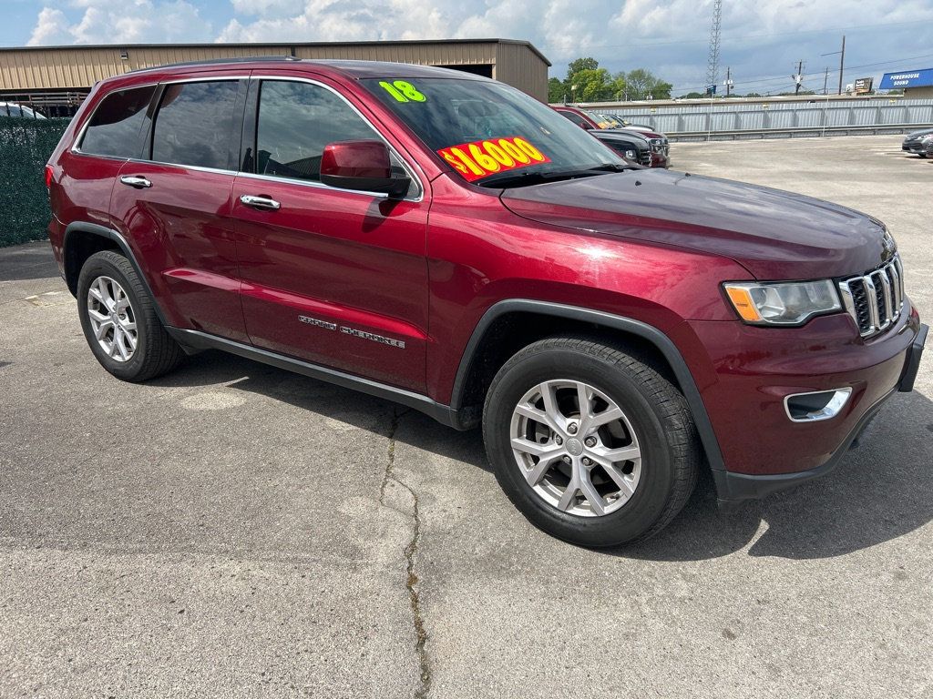 2018 Jeep Grand Cherokee Laredo photo 3