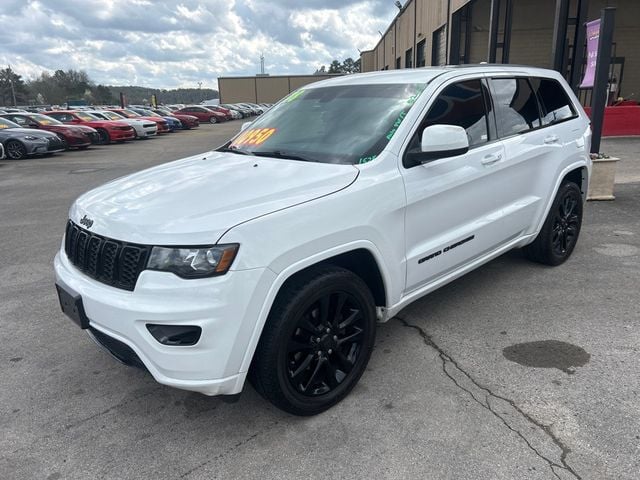 2018 Jeep Grand Cherokee LAREDO - 22996042 - 2