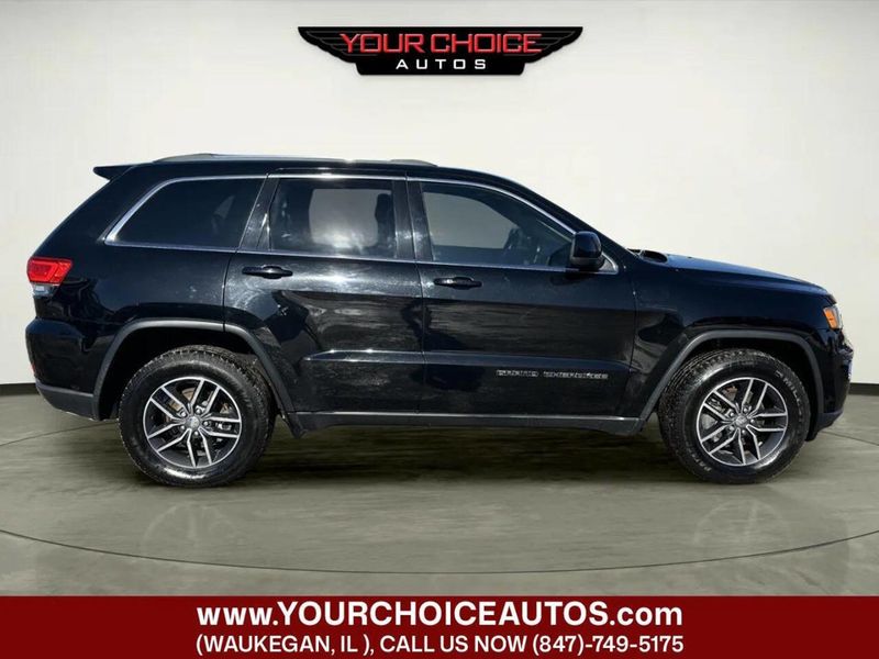 2018 Jeep Grand Cherokee Laredo 4x2 4dr SUV - 22979992 - 5