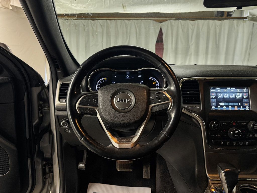 2018 Jeep Grand Cherokee Laredo 4x4 - 22984708 - 10