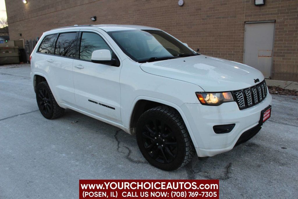 2018 Jeep Grand Cherokee Laredo 4x4 4dr SUV - 22734237 - 0