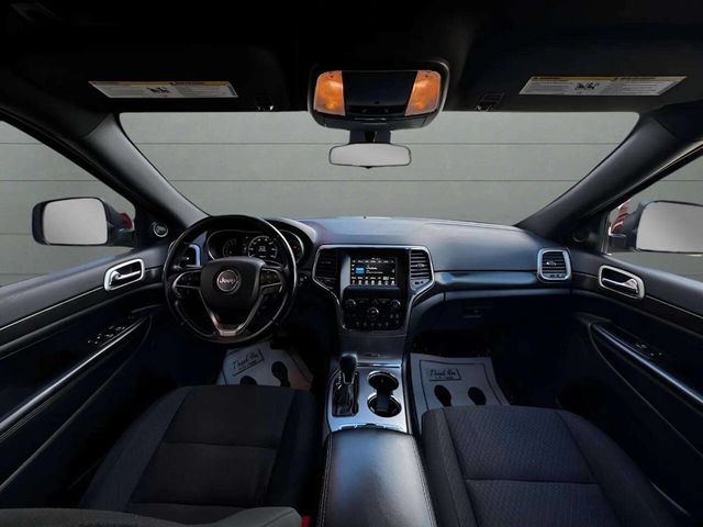 2018 Jeep Grand Cherokee Laredo 4x4 4dr SUV - 22935112 - 12
