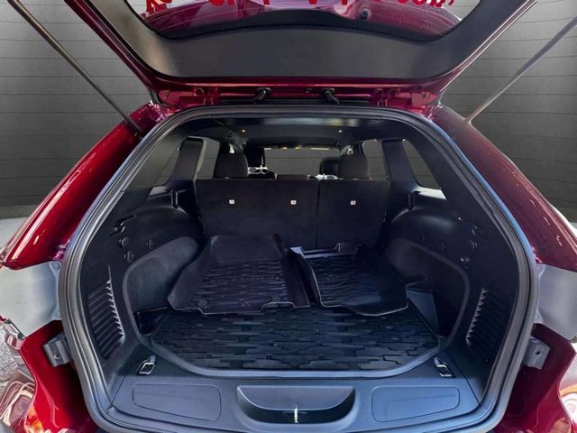2018 Jeep Grand Cherokee Laredo 4x4 4dr SUV - 22935112 - 13