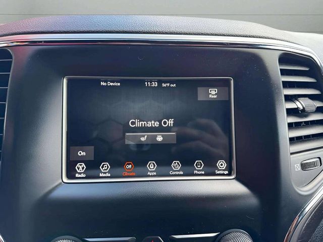 2018 Jeep Grand Cherokee Laredo 4x4 4dr SUV - 22935112 - 18