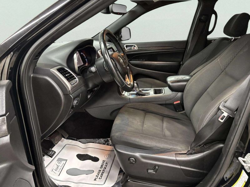 2018 Jeep Grand Cherokee Laredo E 4x2 - 23052880 - 13
