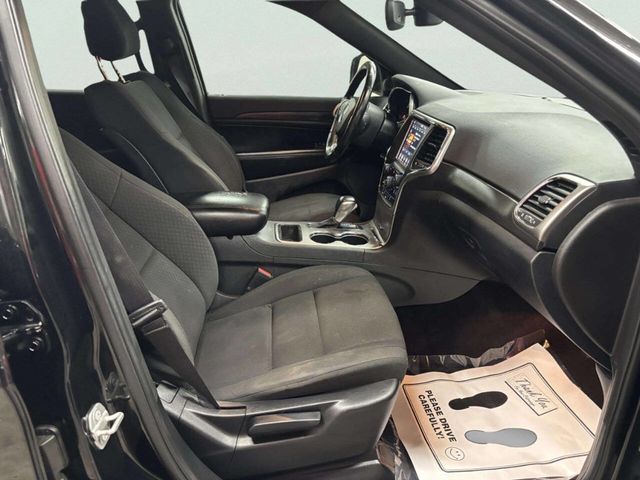 2018 Jeep Grand Cherokee Laredo E 4x2 - 23052880 - 19