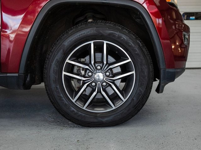 2018 Jeep Grand Cherokee Limited 4x4 - 22996709 - 9