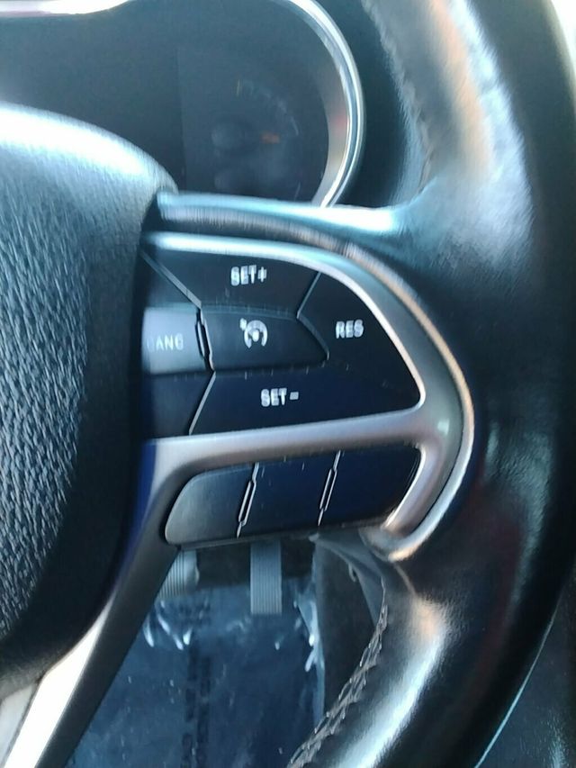 2018 Jeep Grand Cherokee Limited 4x4 - 22941484 - 17