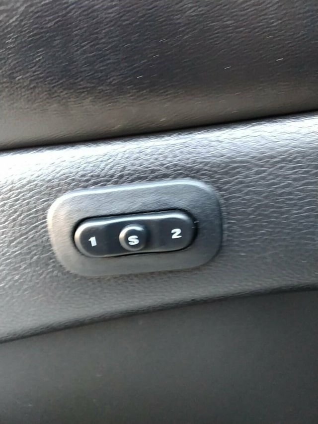 2018 Jeep Grand Cherokee Limited 4x4 - 22941484 - 32