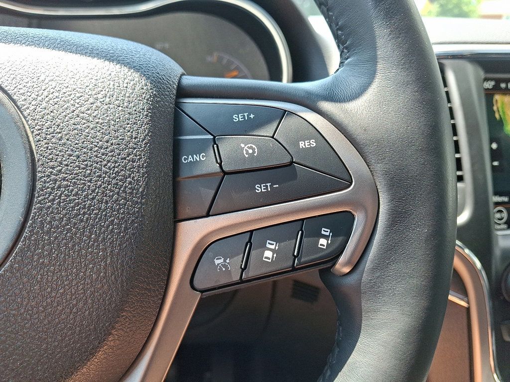2018 Jeep Grand Cherokee Limited photo 22