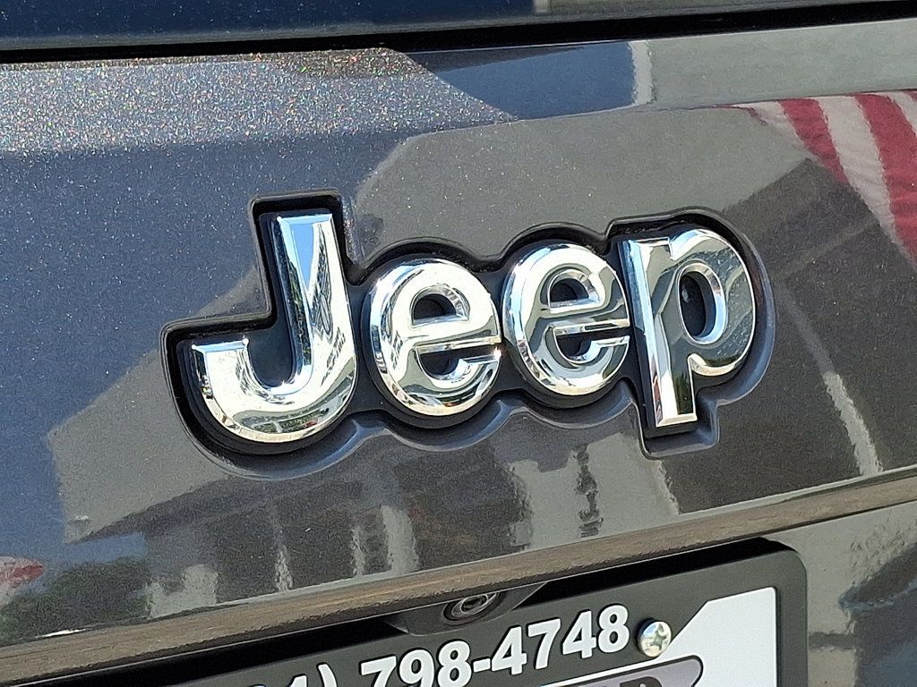 2018 Jeep Grand Cherokee Limited photo 33