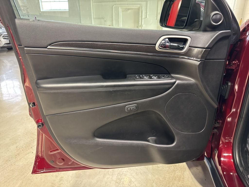 2018 Jeep Grand Cherokee Limited 4x4 - 22973371 - 45