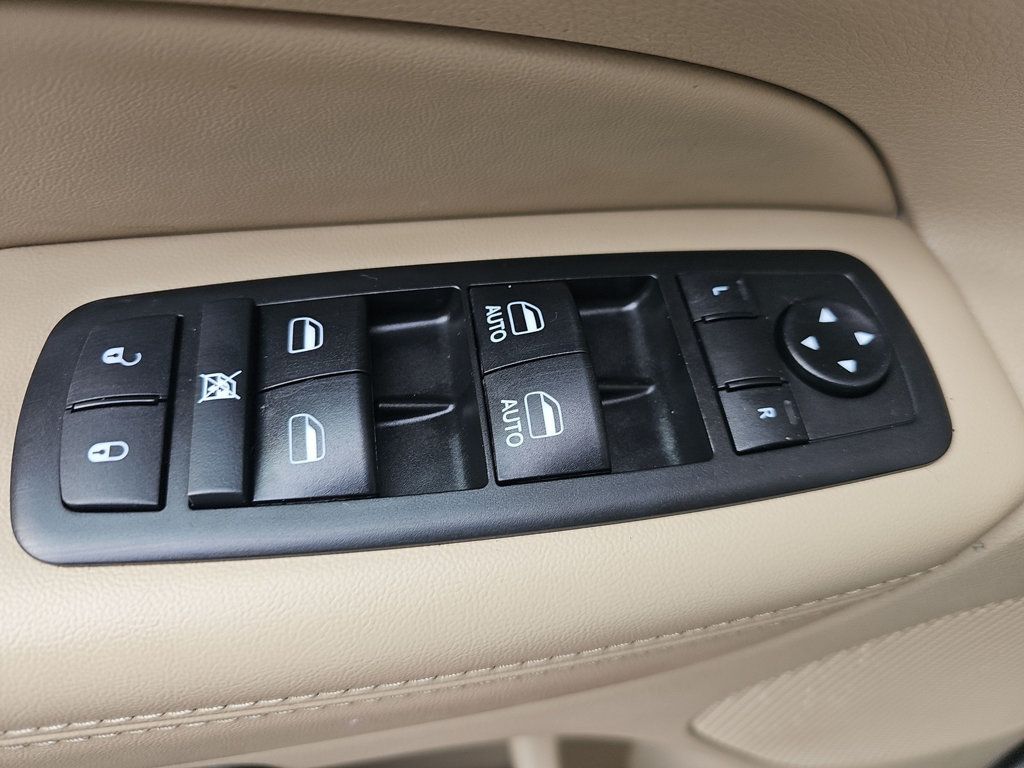 Jeep Grand Cherokee photo 20
