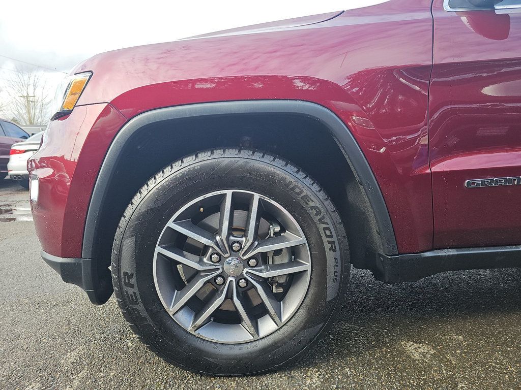 Jeep Grand Cherokee photo 28