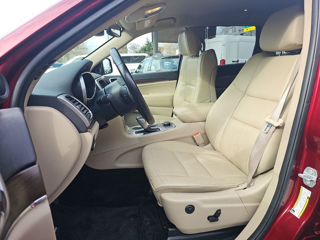 Jeep Grand Cherokee photo 9