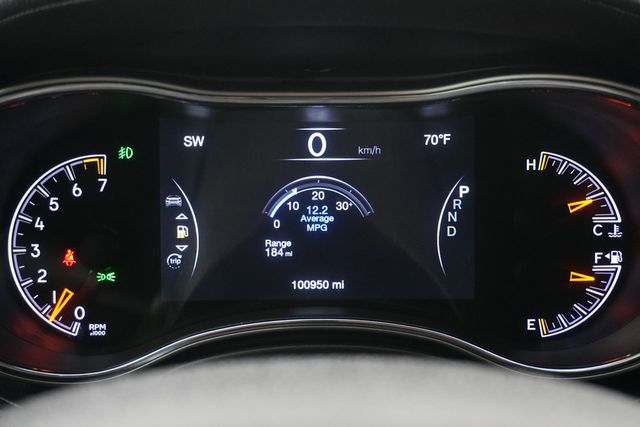 2018 Jeep Grand Cherokee Overland 4x2 - 22946723 - 16