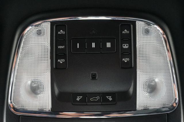 2018 Jeep Grand Cherokee Overland 4x2 - 22946723 - 22