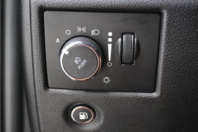 2018 Jeep Grand Cherokee Overland 4x2 - 22946723 - 23