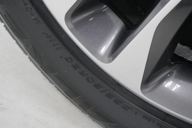 2018 Jeep Grand Cherokee Overland 4x2 - 22946723 - 28