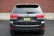 2018 Jeep Grand Cherokee Overland 4x4 - 22955285 - 18
