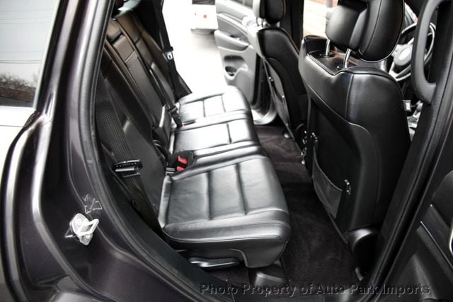 2018 Jeep Grand Cherokee Overland 4x4 - 22955285 - 28