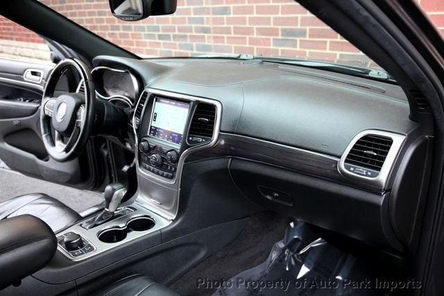 2018 Jeep Grand Cherokee Overland 4x4 - 22955285 - 33