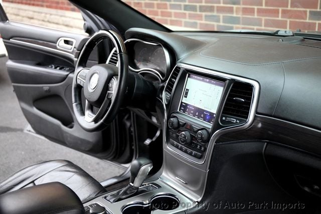 2018 Jeep Grand Cherokee Overland 4x4 - 22955285 - 34