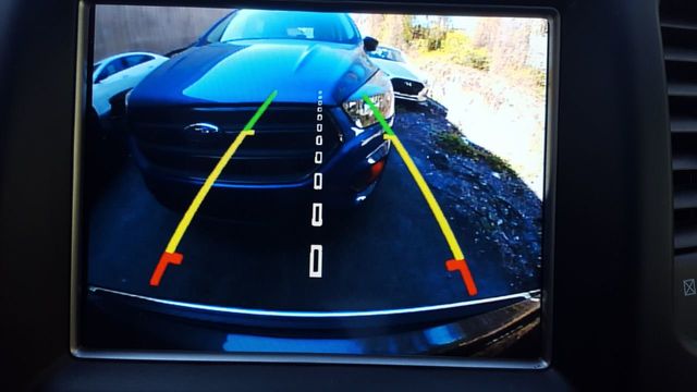 2018 Jeep Grand Cherokee Overland 4x4 - 18455296 - 26