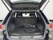 2018 Jeep Grand Cherokee Overland 4x4 - 22958693 - 11