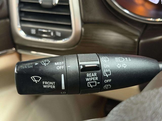 2018 Jeep Grand Cherokee Overland 4x4 - 22993953 - 34