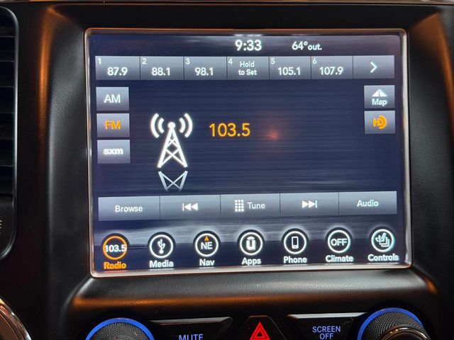 2018 Jeep Grand Cherokee Overland 4x4 - 22993953 - 37