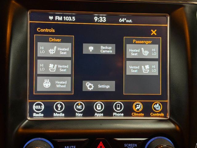 2018 Jeep Grand Cherokee Overland 4x4 - 22993953 - 45