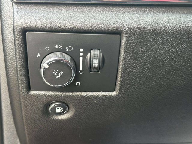 2018 Jeep Grand Cherokee Overland 4x4 - 23057768 - 32