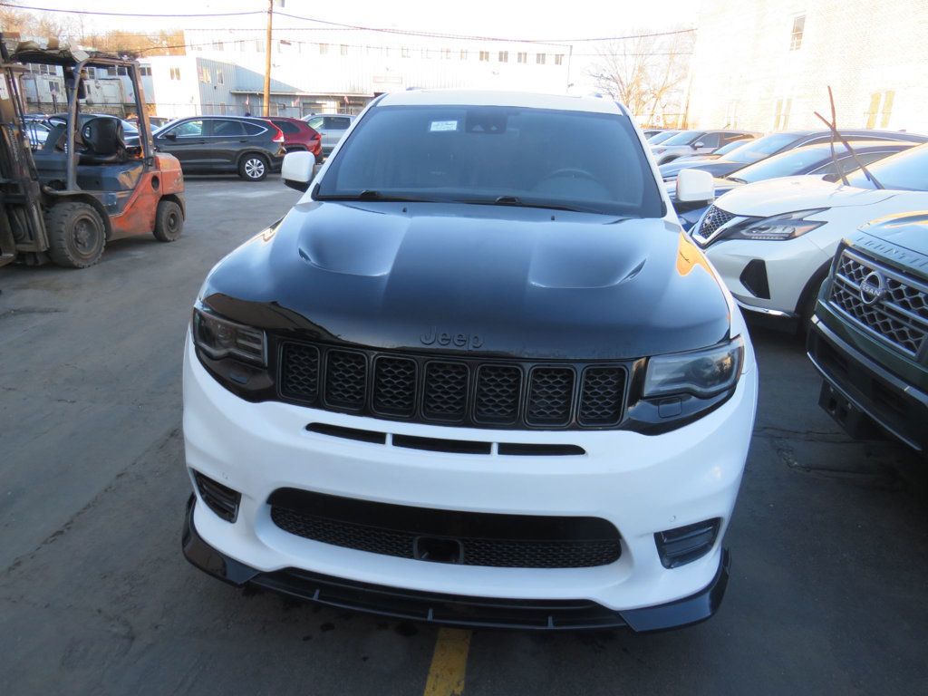 2018 Jeep Grand Cherokee SRT8 photo 4