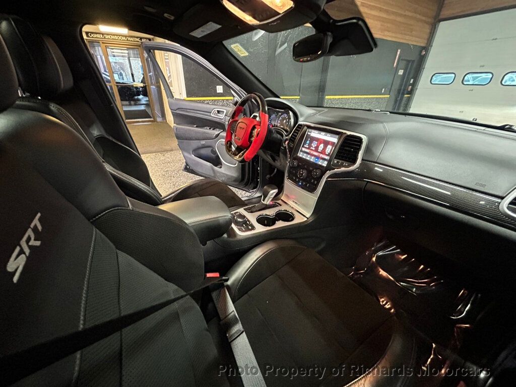 2018 Jeep Grand Cherokee SRT 4x4 - 23018234 - 24