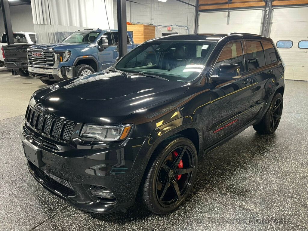2018 Jeep Grand Cherokee SRT 4x4 - 23018234 - 3