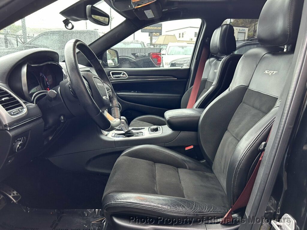 2018 Jeep Grand Cherokee SRT 4x4 - 23094570 - 11