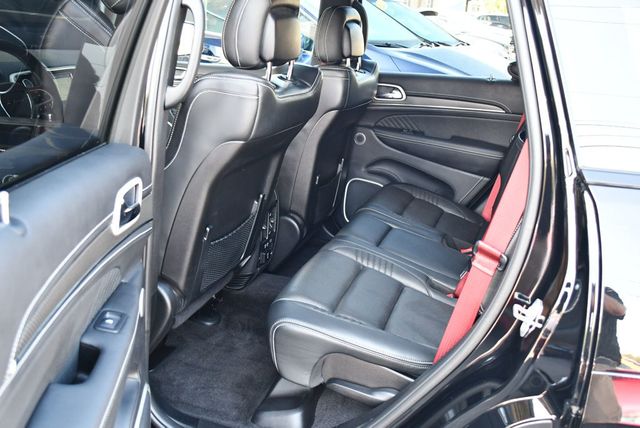 2018 Jeep Grand Cherokee SRT 4x4 SUV W/Signature Leather Package & High Performance Audio - 23023653 - 14