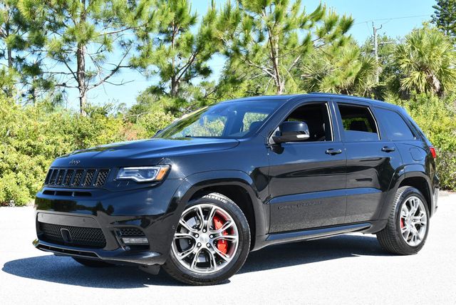 2018 Jeep Grand Cherokee SRT 4x4 SUV W/Signature Leather Package & High Performance Audio - 23023653 - 21