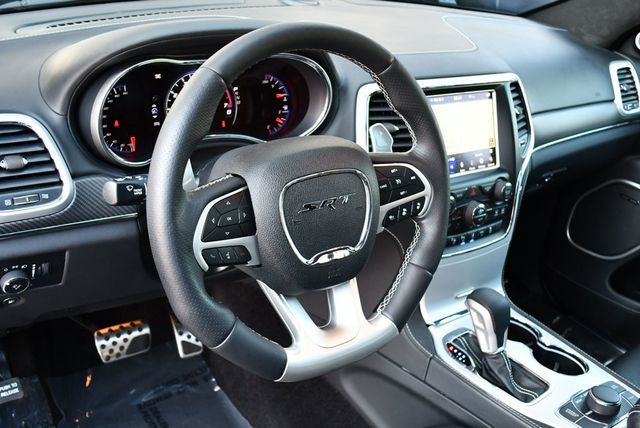 2018 Jeep Grand Cherokee SRT 4x4 SUV W/Signature Leather Package & High Performance Audio - 23023653 - 48
