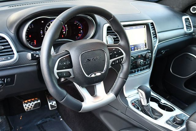 2018 Jeep Grand Cherokee SRT 4x4 SUV W/Signature Leather Package & High Performance Audio - 23023653 - 49