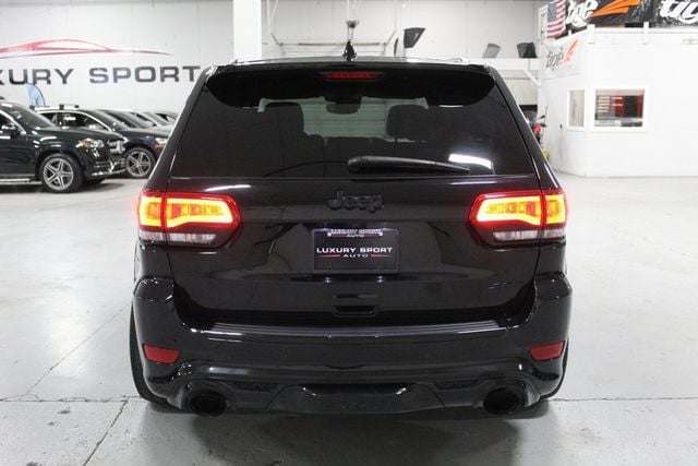 2018 Jeep Grand Cherokee SRT LOW 43,000 MILES One Owner PANO Roof Loaded - 22760865 - 3